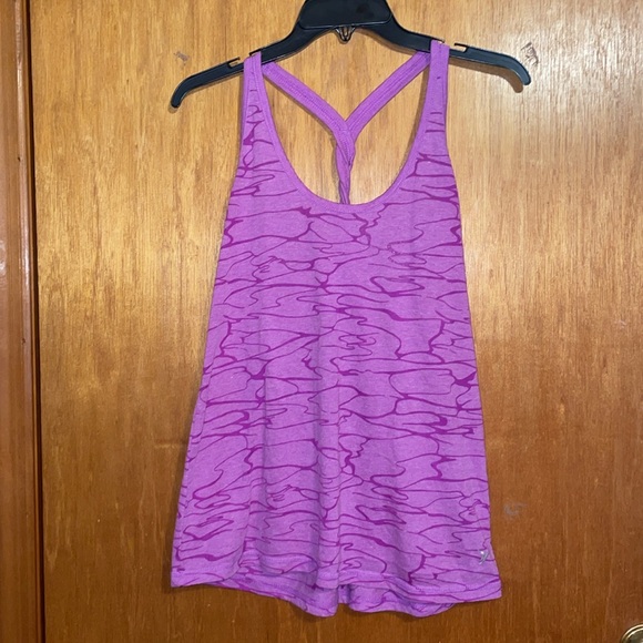 •OLD NAVY•BUNDLE OF 3-ACTIVEWEAR TANK TOPS SIZE S-M EUC - Picture 11 of 14
